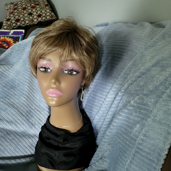 Winner Elite By Raquel Welch Wigs! 100% Handtied Cap And Lacefront! - Picture 6 of 16